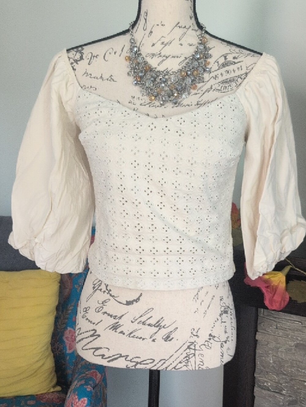 Express Cream Eyelet Puff-Sleeve Blouse